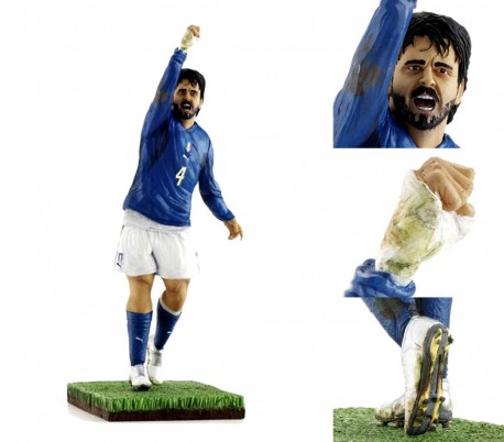 Figura del futbolista Gennaro Gattusoa escala 1:9 / 16 cm (Edición limitada)