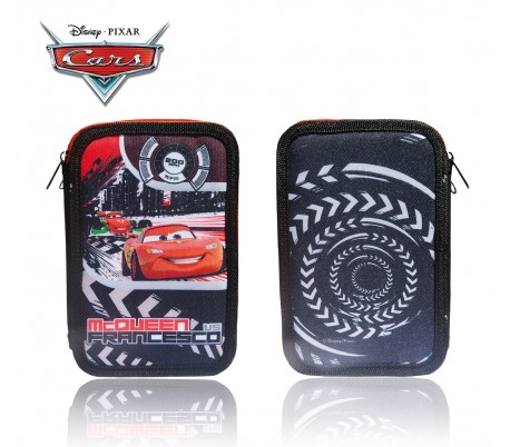 Estuche escolar de 38 piezas con motivo de RAYO MCQUEEN DE CARS incluye rotuladores lápices de colores y diferentes accesorios